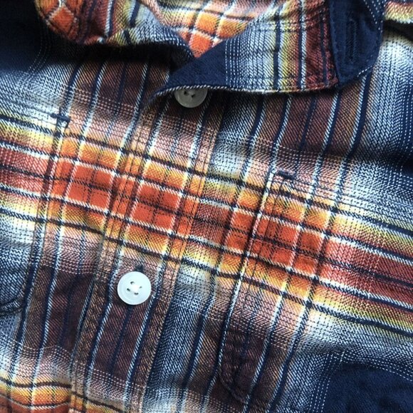 Gap Size 2T Flannel Bundle - Picture 4 of 6